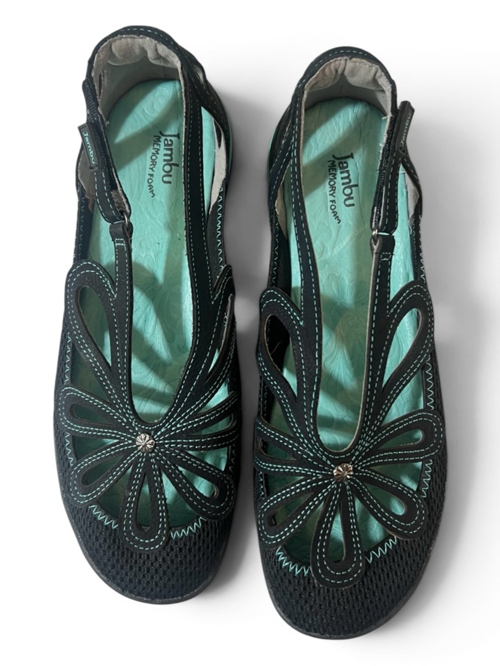 NWOT Jambu J Sport Daisy Toe Flats,  Women's Black & Teal Floral Cutout 10M